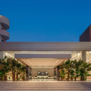 فندق كارلتون المعيبد